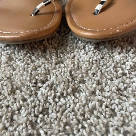 Womens Old Navy thong sandals black and white stripe size ten - Picture 6 of 8